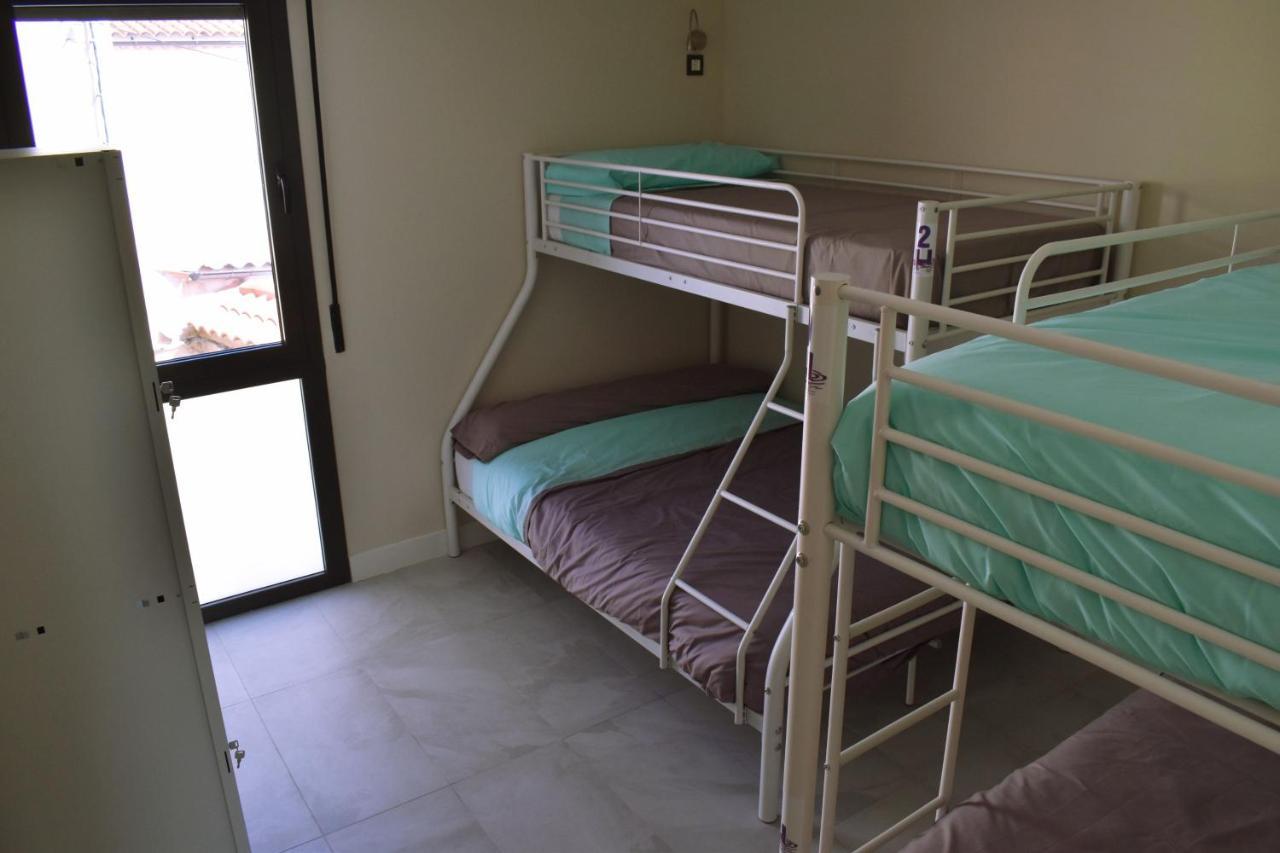 Albergue Hosting Duero Pesquera de Duero Екстер'єр фото
